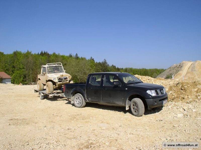 Nissan Navara - mit H�nger