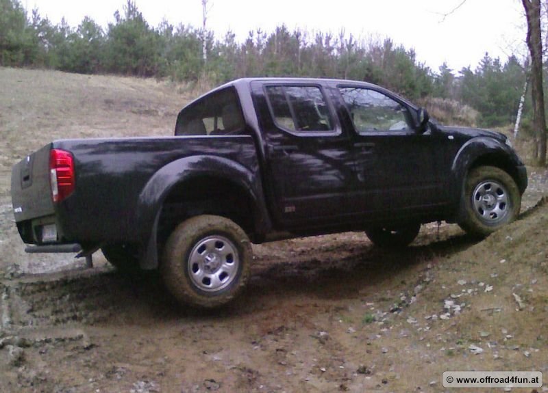 Nissan Navara D40 Doka - BJ. 2007
